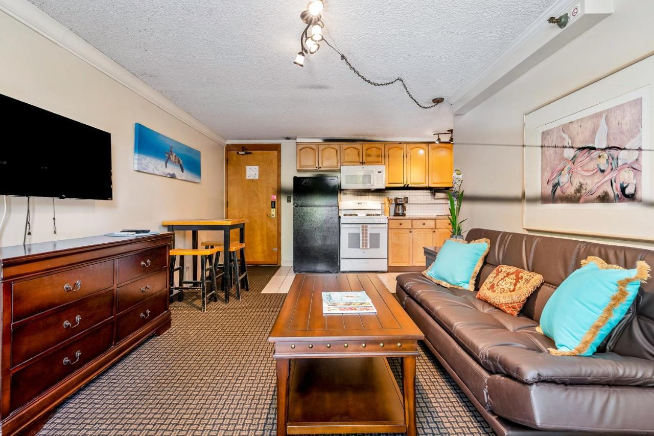 The Bamboo Oasis At Bamboo Waikiki #307 Apartment