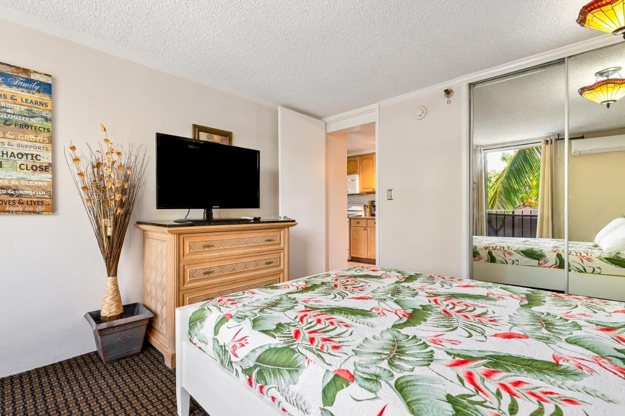 The Bamboo Oasis At Bamboo Waikiki #307 Apartment